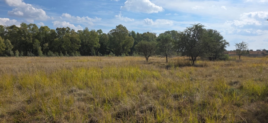 0 Bedroom Property for Sale in Wilkoppies North West